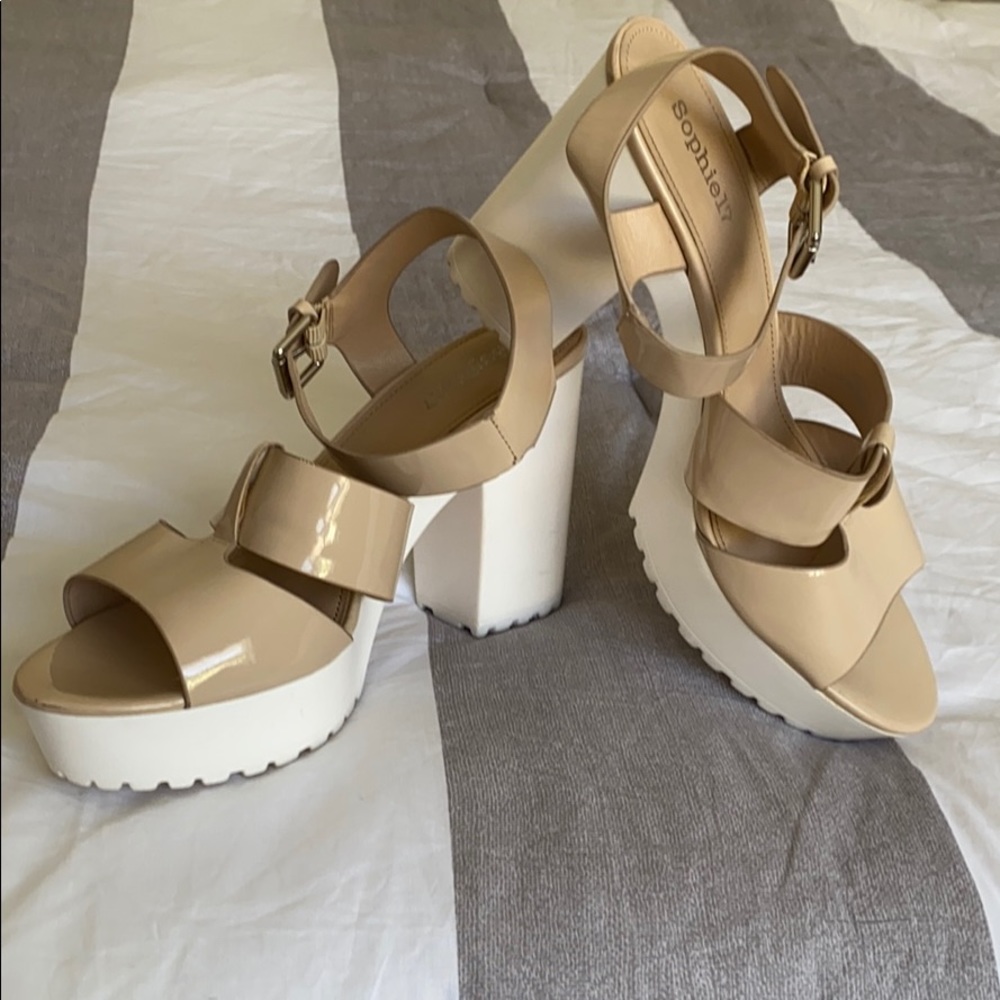Platform heeled sandal from Sophie17